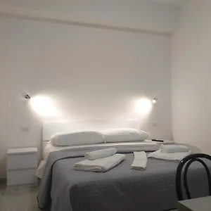 Maison d'hôtes Bernini Affittacamere - Guest House, Alghero